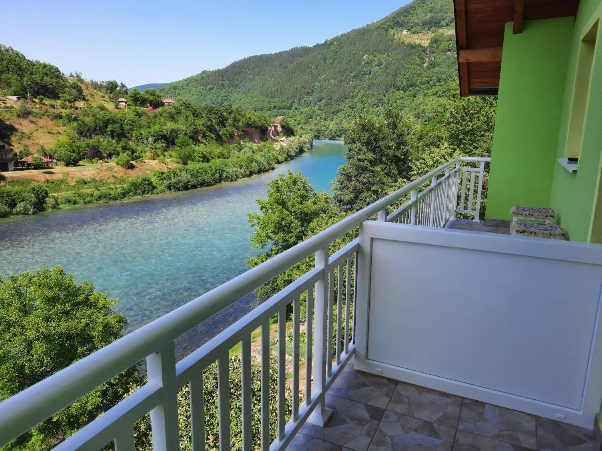 Apartmani Vila Na Drini Foca Esterno foto