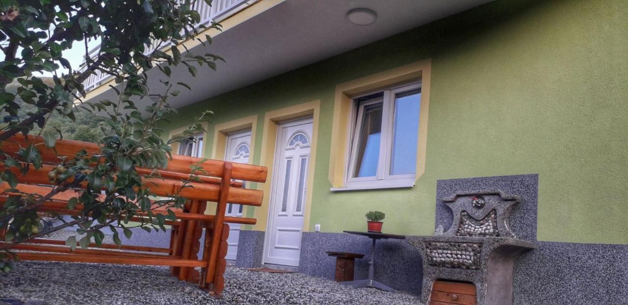 Apartmani Vila Na Drini Foca Esterno foto