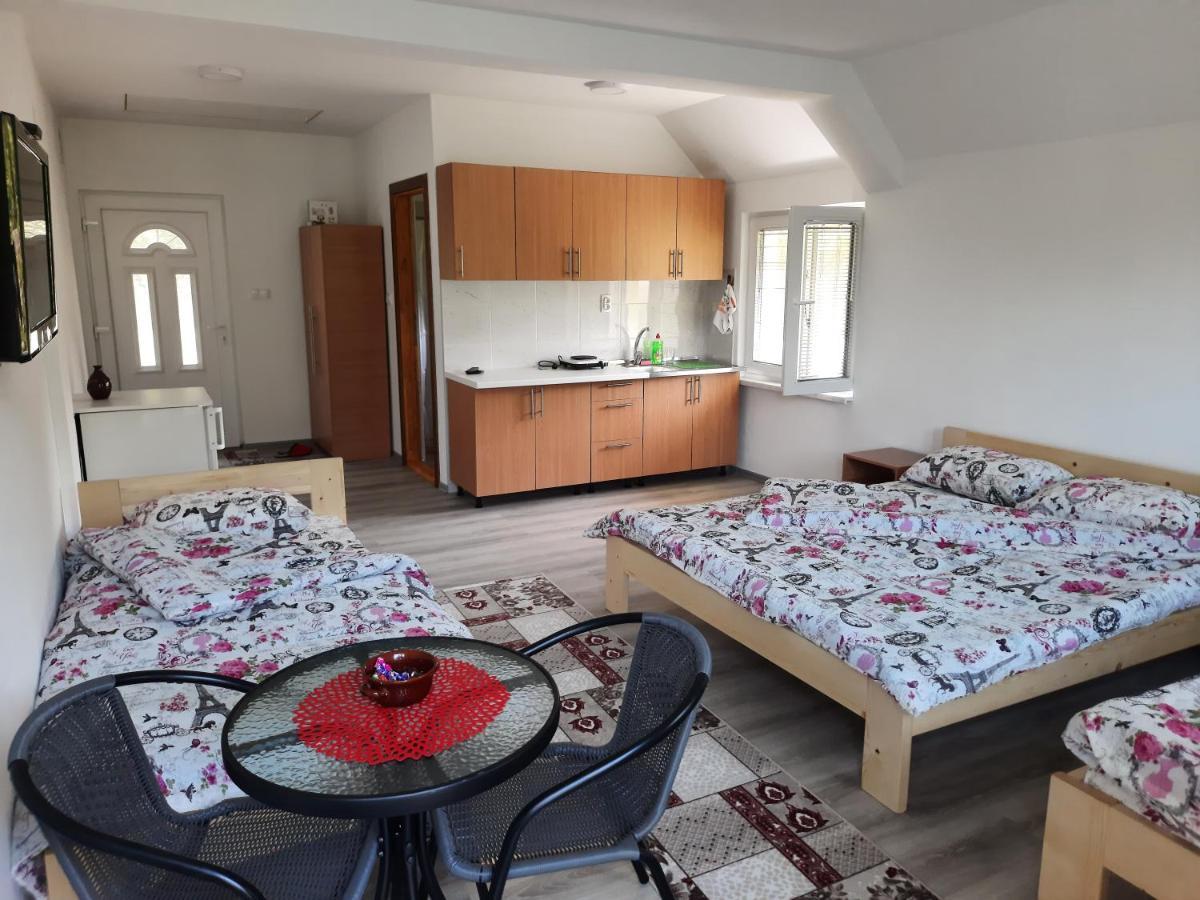 Apartmani Vila Na Drini Foca Esterno foto