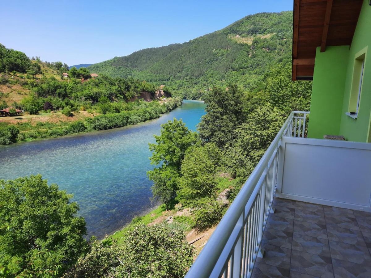 Apartmani Vila Na Drini Foca Esterno foto