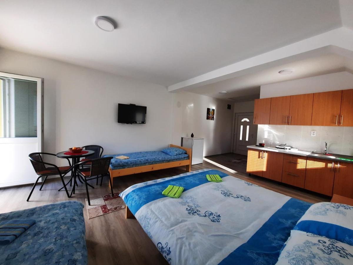 Apartmani Vila Na Drini Foca Esterno foto