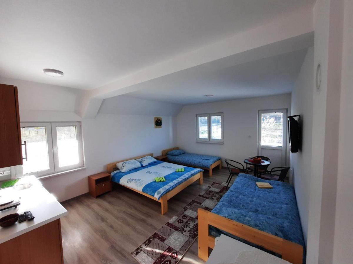 Apartmani Vila Na Drini Foca Esterno foto
