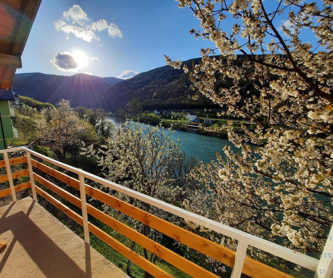 Apartmani Vila Na Drini Foca Esterno foto